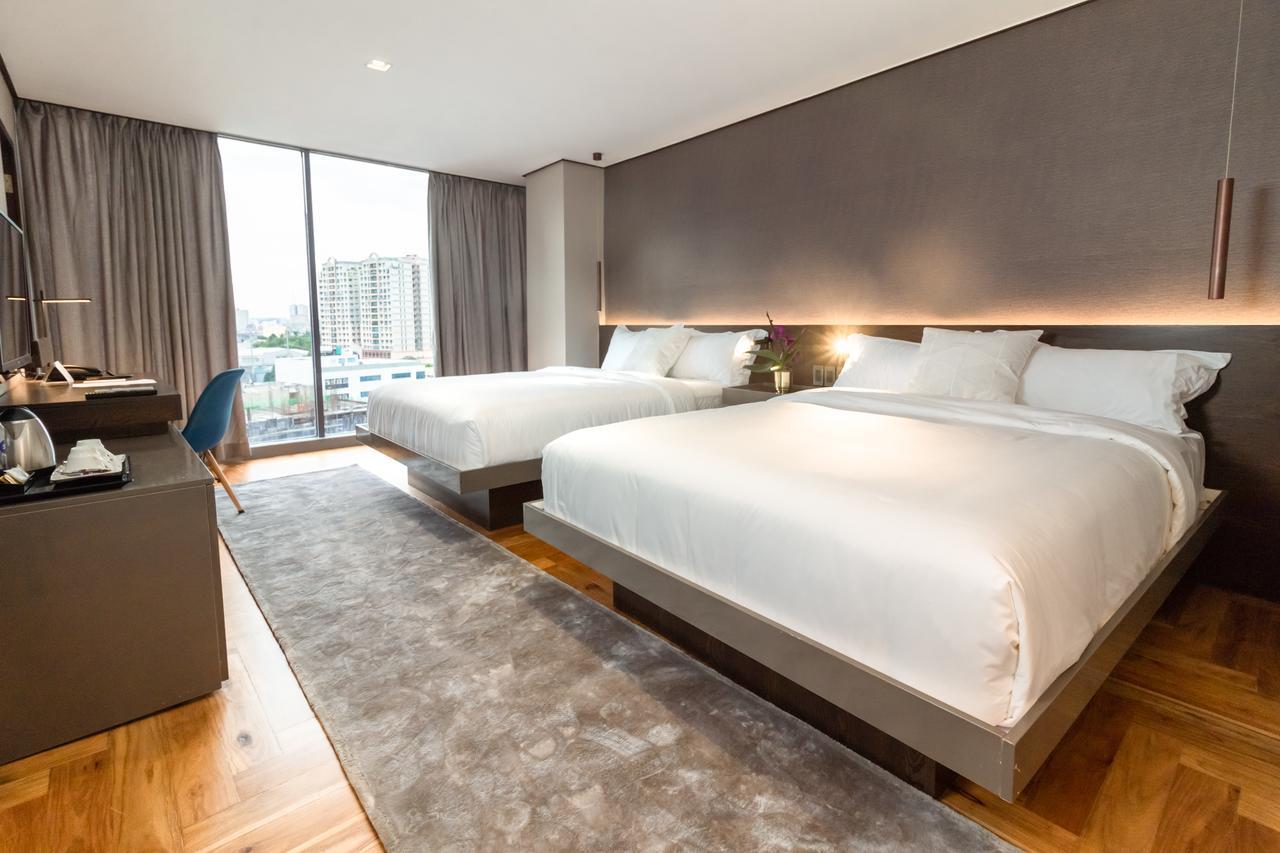 Ramada Encore By Wyndham Makati Makati City Exterior foto